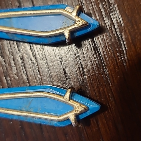 ON SALE Like New Turquoise Kendra Scott Grey drop earrings in 14k gold plating ! - Picture 5 of 10